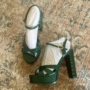 Jessica Simpson Croc Embossed Heels